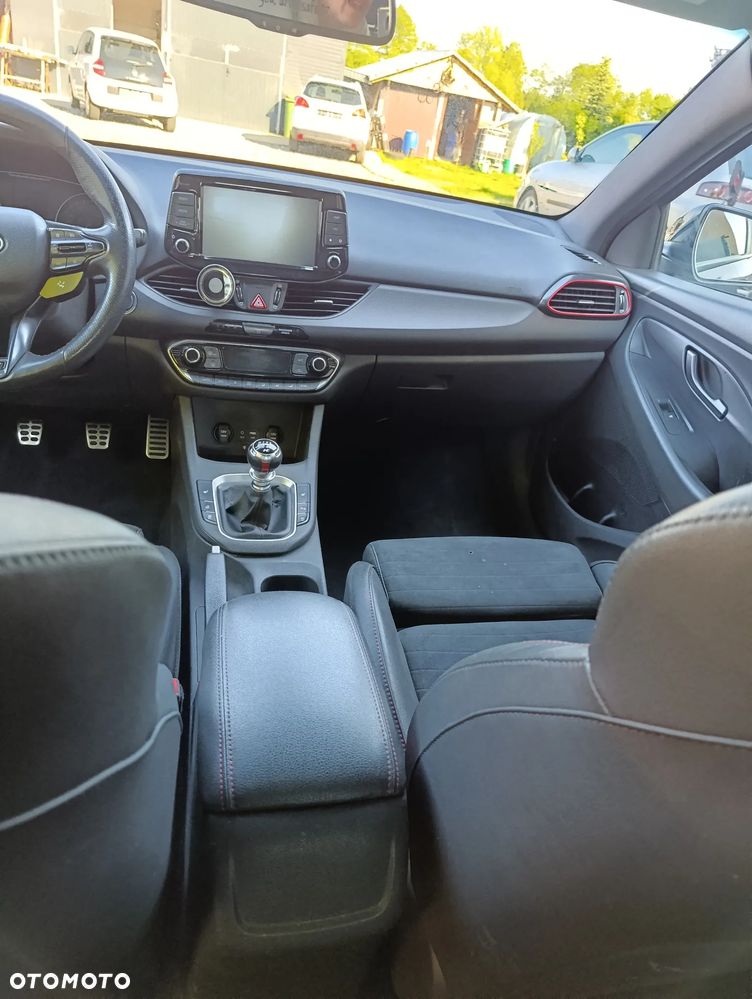 Hyundai i30 N 2.0 T-GDI Performance - 13