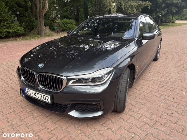 BMW Seria 7 740Le xDrive iPerformance - 3