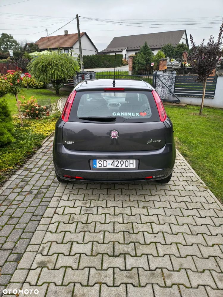 Fiat Grande Punto - 6