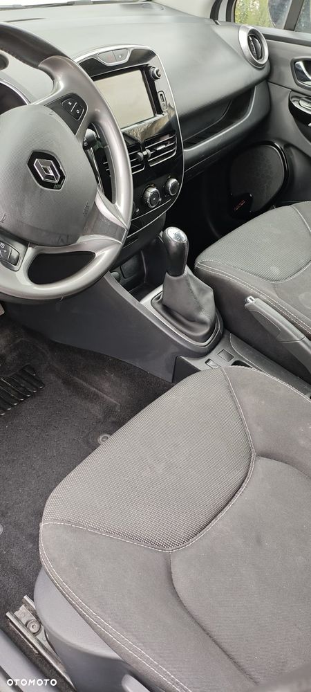 Renault Clio 0.9 TCe Techno Feel - 14