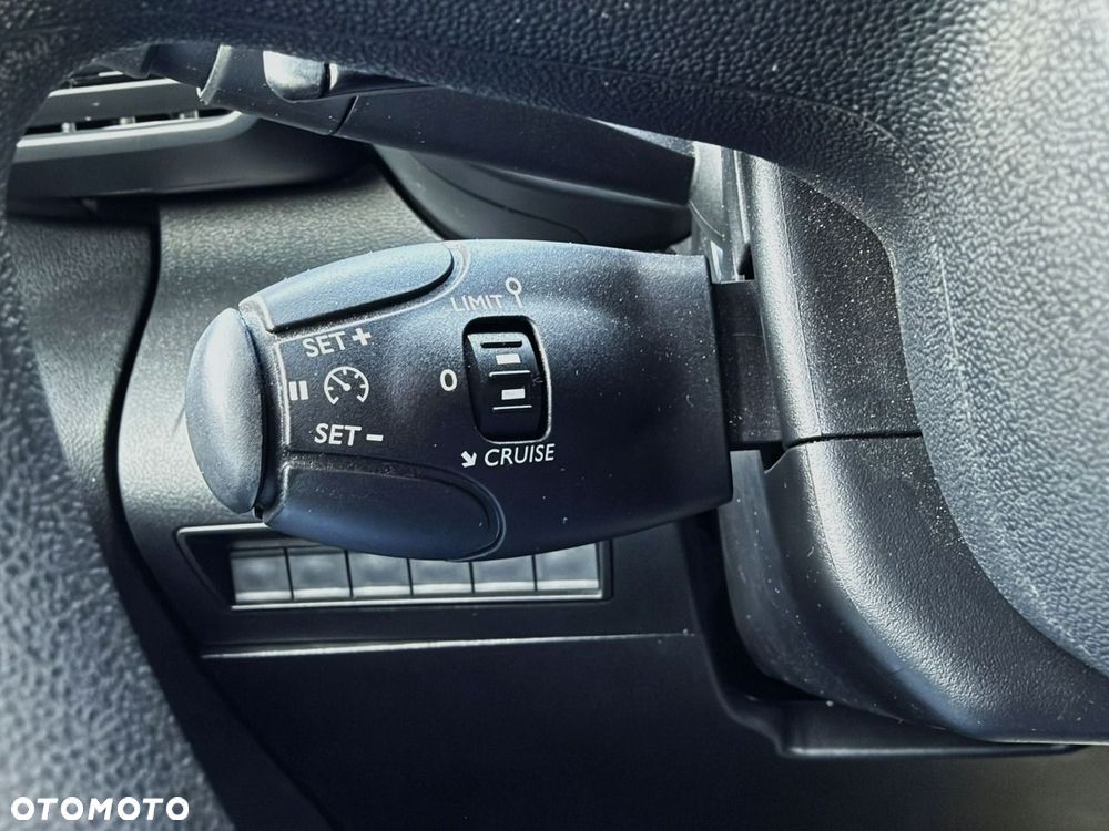 Toyota Proace City - 13