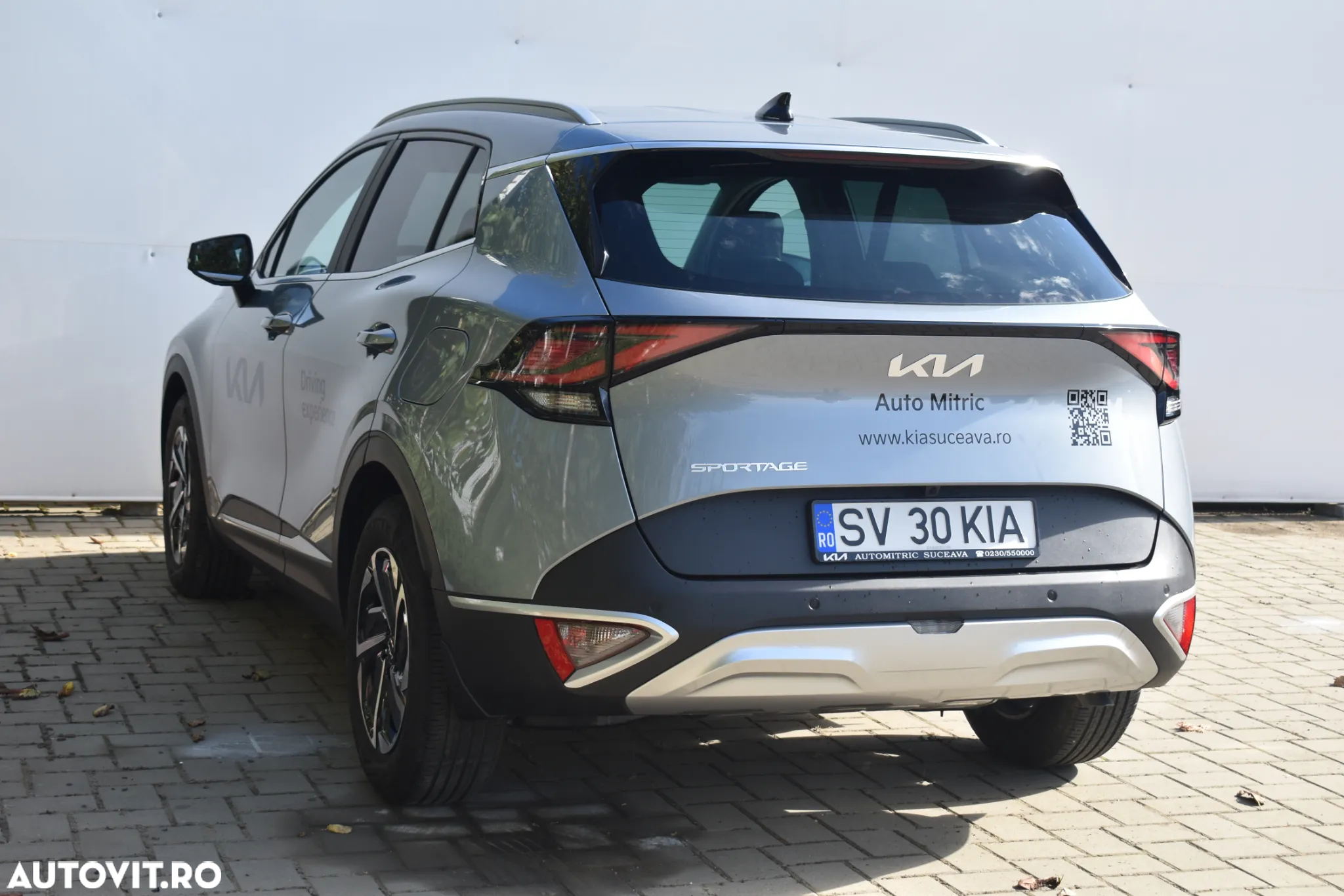 Kia Sportage 1.6 T-GDI 7DCT HP 4x4 MHEV Style - 10