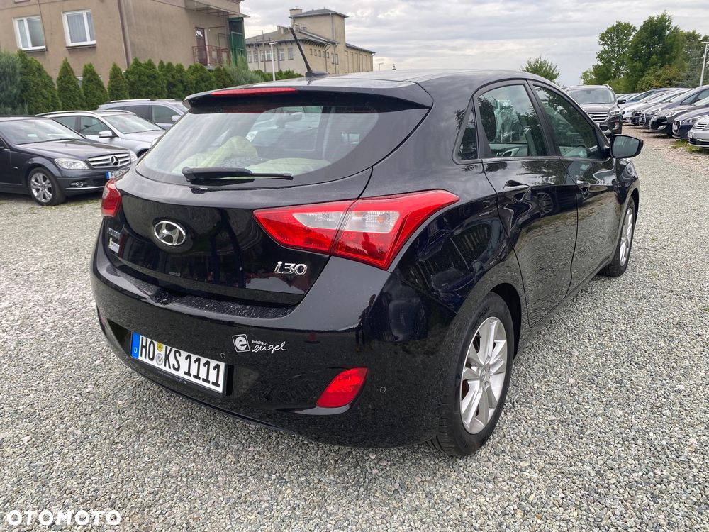 Hyundai i30 1.4 Premium - 6