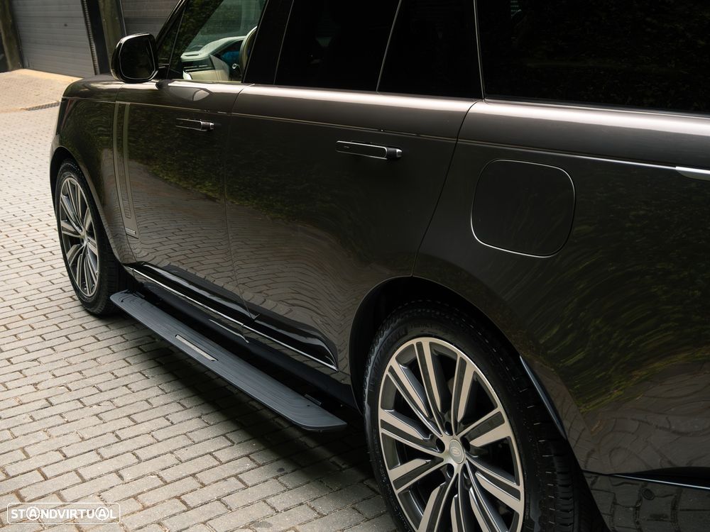 Land Rover Range Rover 3.0 P550e Autobiography — fotografia 17