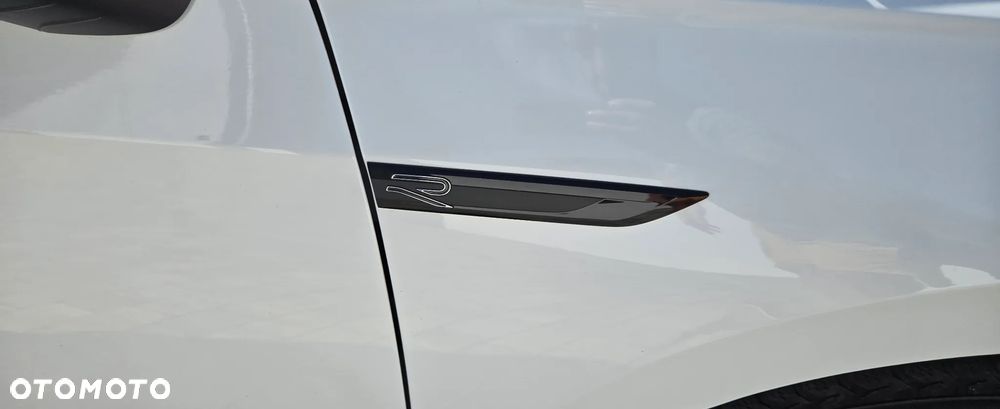 Volkswagen Golf 1.5 TSI OPF R-Line - 8