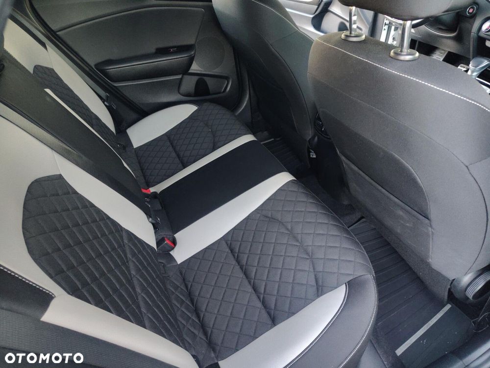Kia ProCeed 1.5 T-GDI DCT7 OPF GT LINE - 26