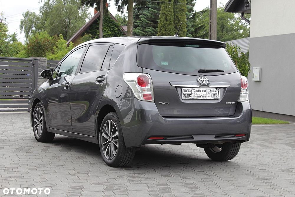 Toyota Verso 1.8 Prestige MS EU6 - 23