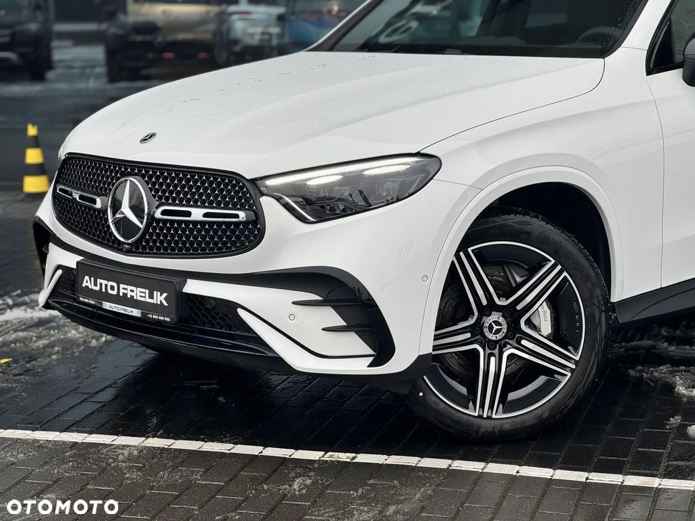 Mercedes-Benz GLC 220 d 4Matic 9G-TRONIC AMG Line Advanced - 3