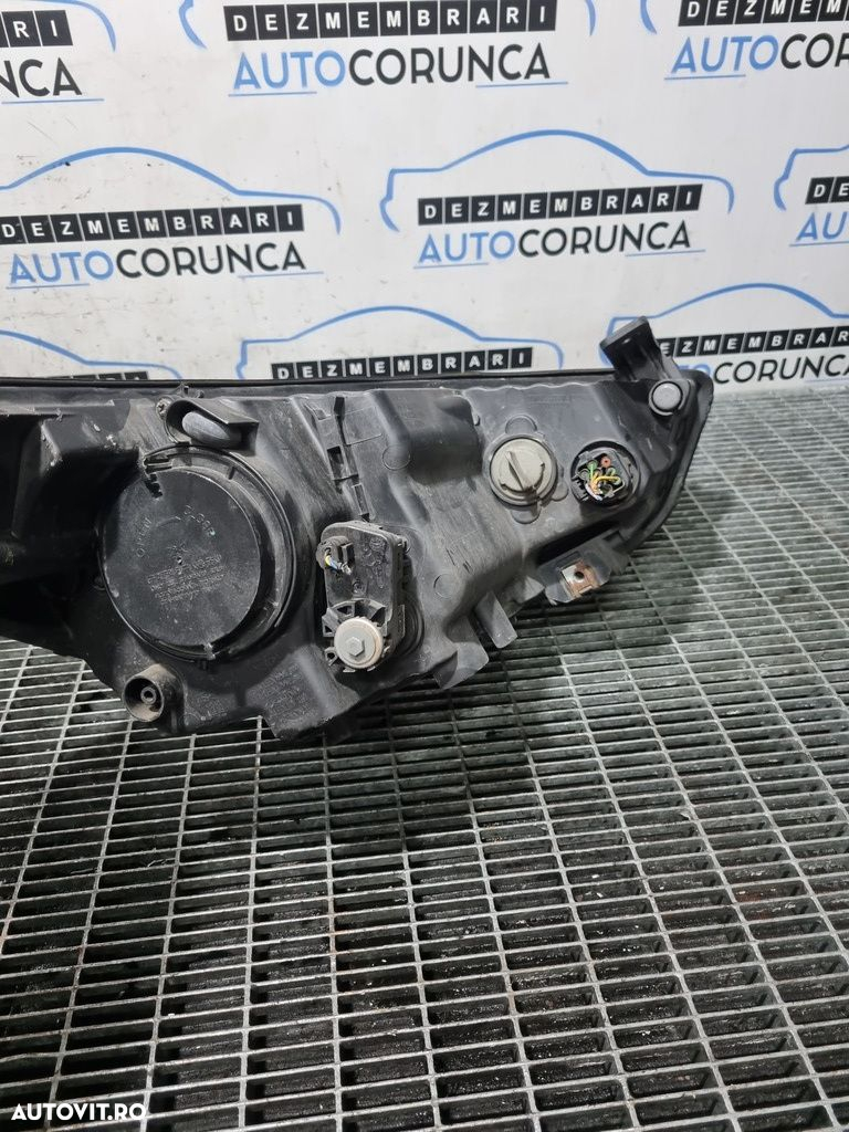Far Stanga Hyundai IX35 2010 - 2019 SUV 4 Usi (1145) Fara xenon LED - 3