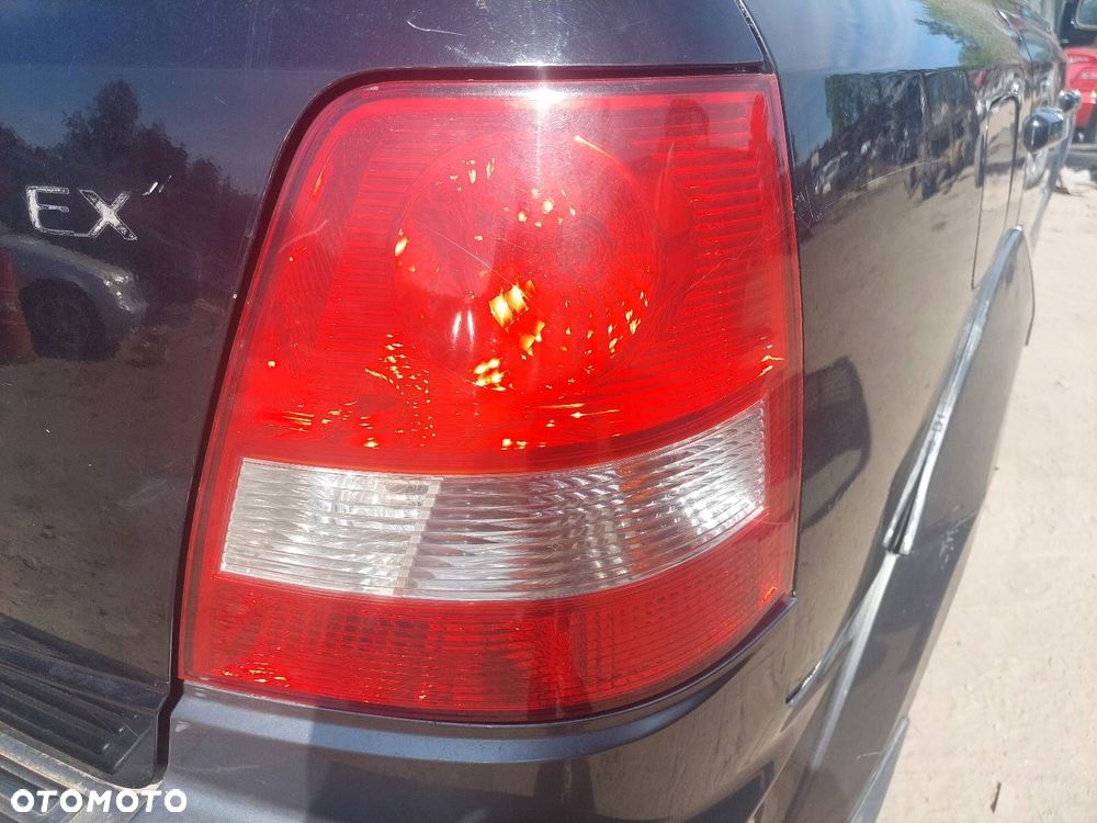 KOMPLETNY TYŁ KIA SORENTO I YC KLAPA ZDERZAK TYŁ LAMPA TYŁ LEWA PRAWA - 15