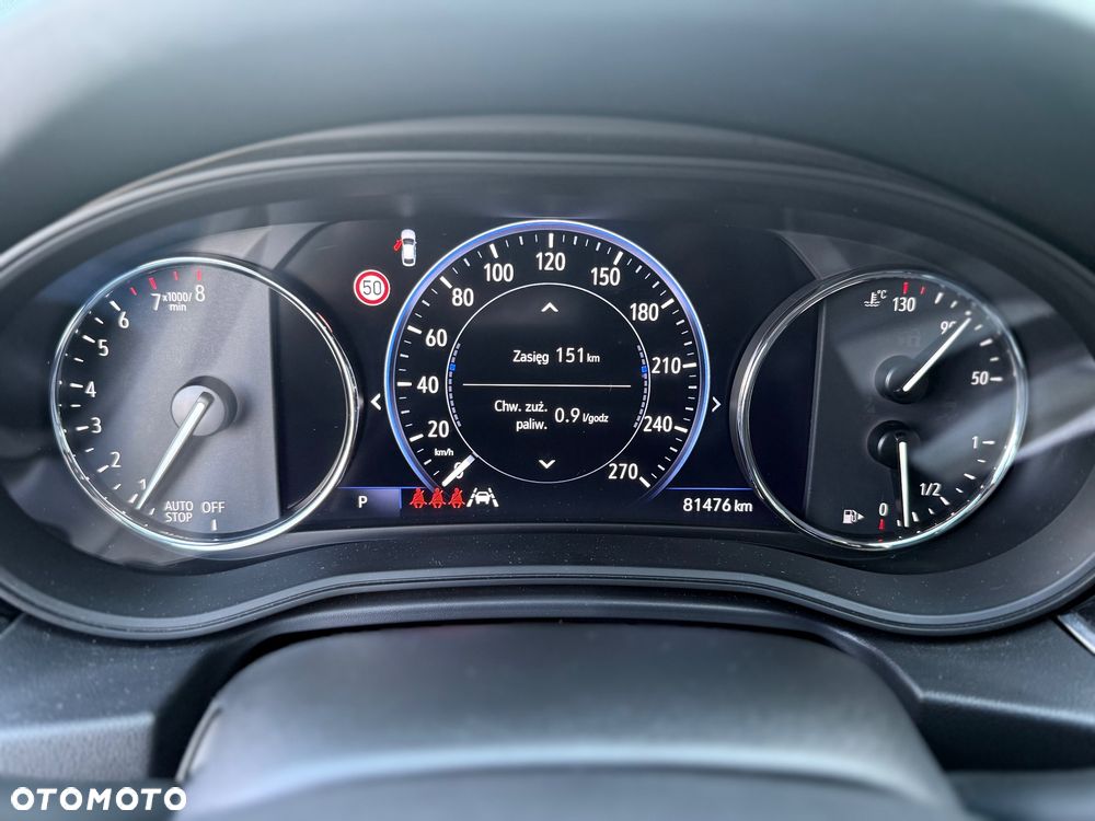 Opel Insignia - 30
