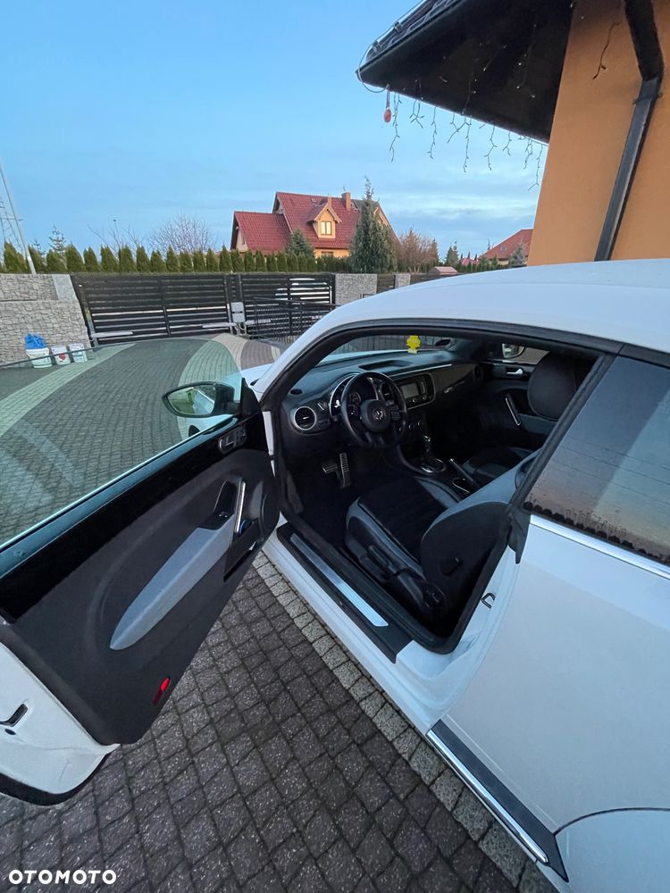 Volkswagen Beetle 2.0 TSI DSG Sport - 8