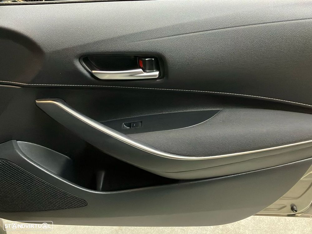 Toyota Corolla Touring Sports 1.8 Hybrid Comfort - 23