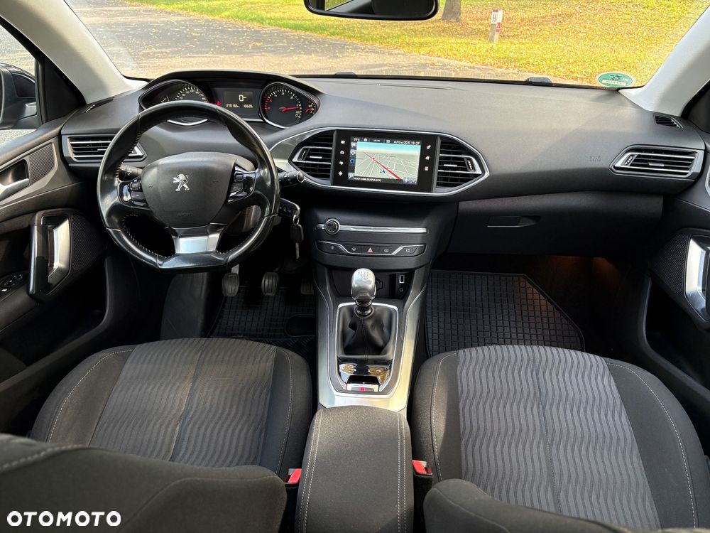 Peugeot 308 BlueHDi 150 Stop & Start Business-Line - 26