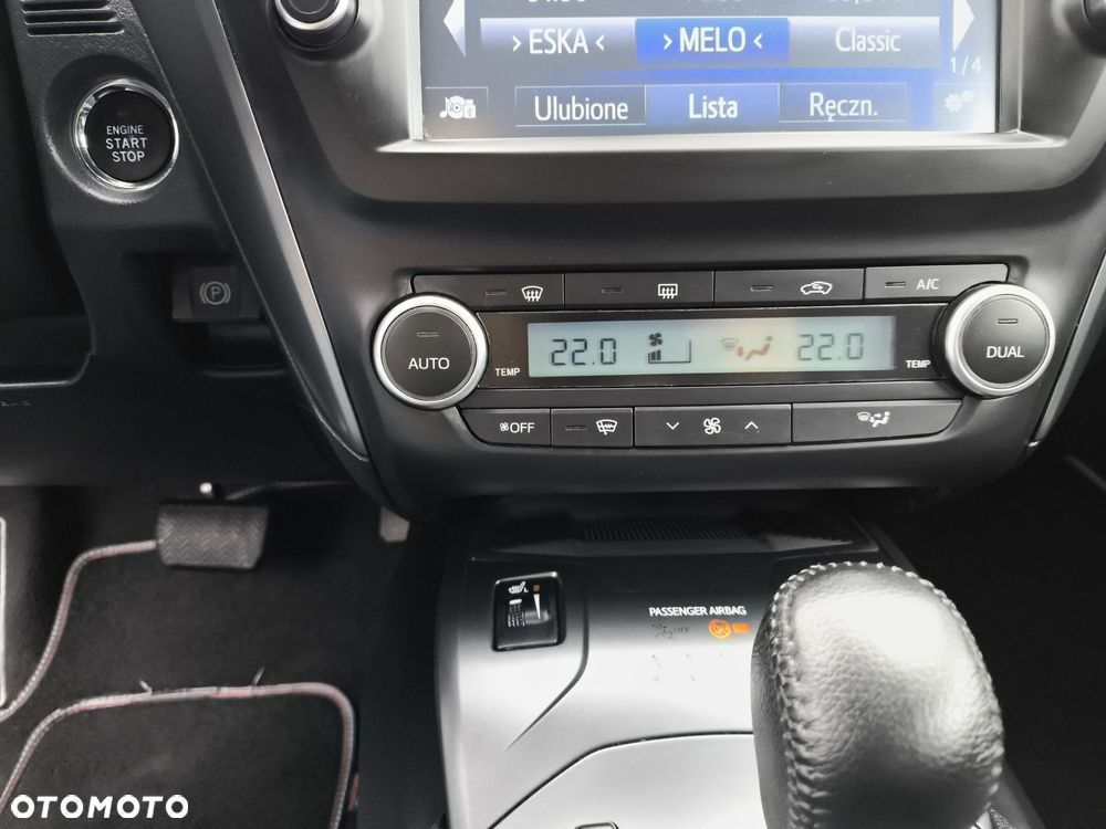 Toyota Avensis 2.0 Premium MS - 23