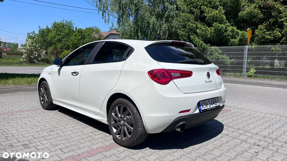 Alfa Romeo Giulietta 1.4 TB Veloce - 3