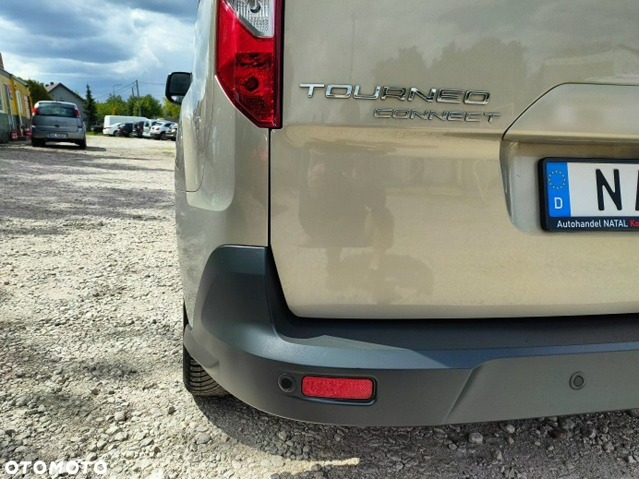Ford Tourneo Connect Grand - 9