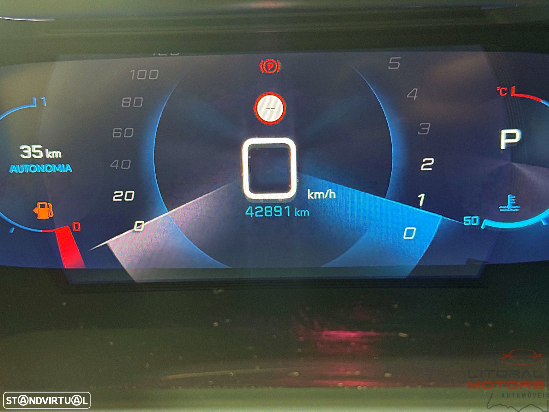 Peugeot 2008 PureTech 155 EAT8 GT - 26