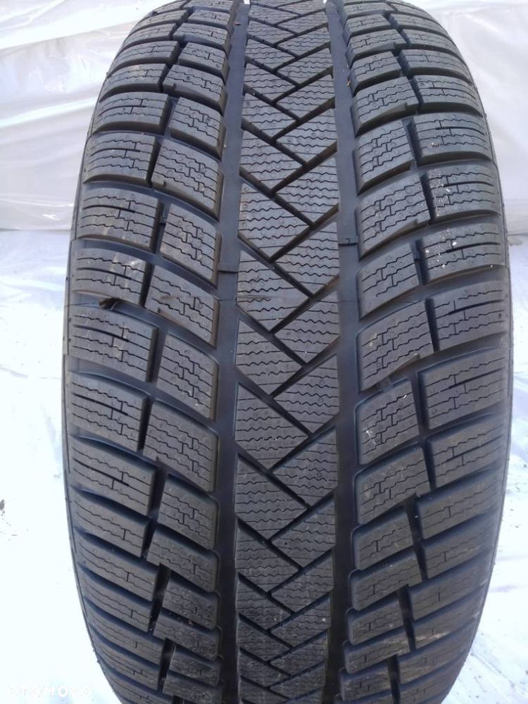 Vredestein Wintrac PRO 255/45 R19 104W 2024 - 1