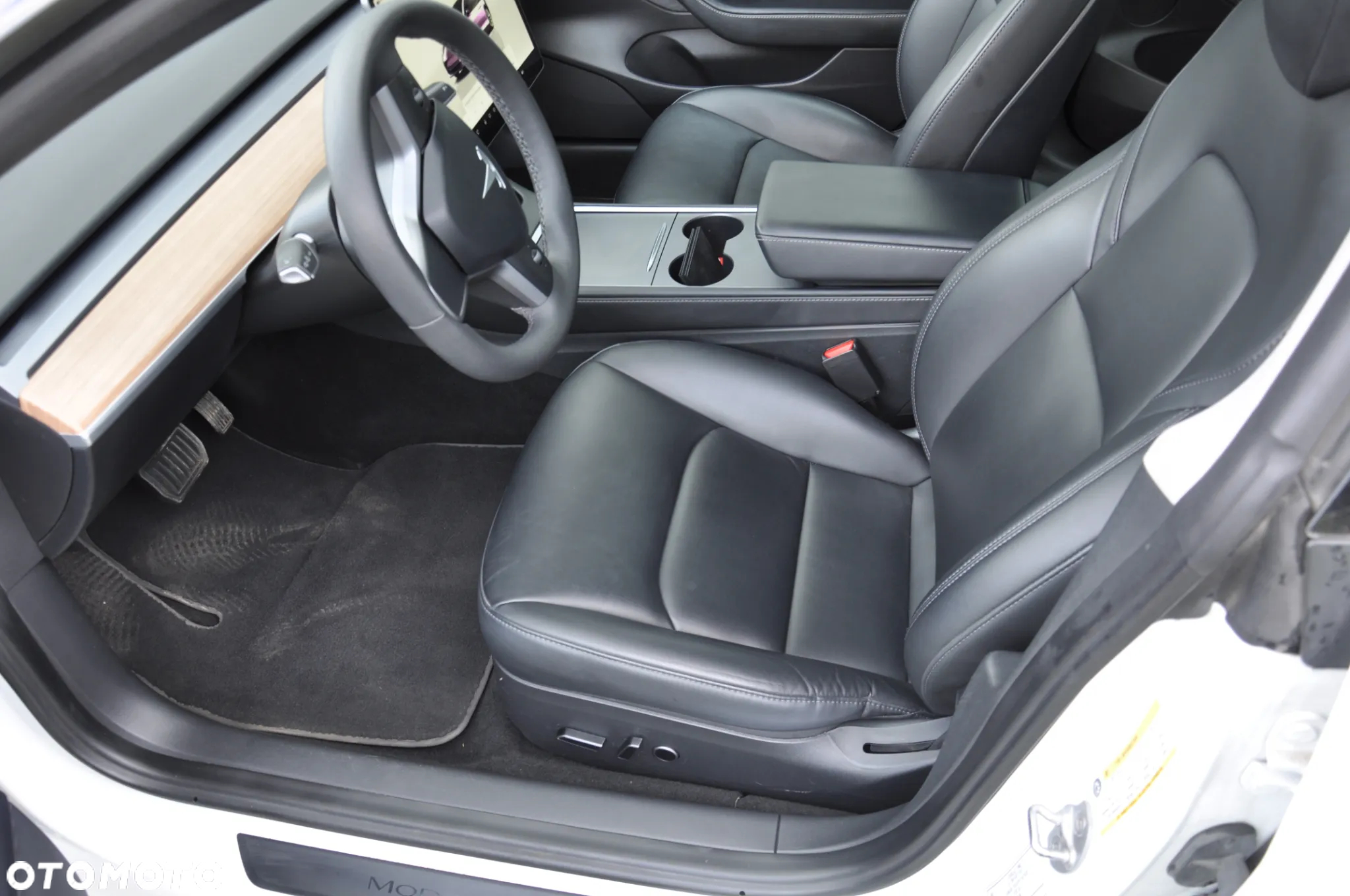 Tesla Model 3 Performance AWD - 23