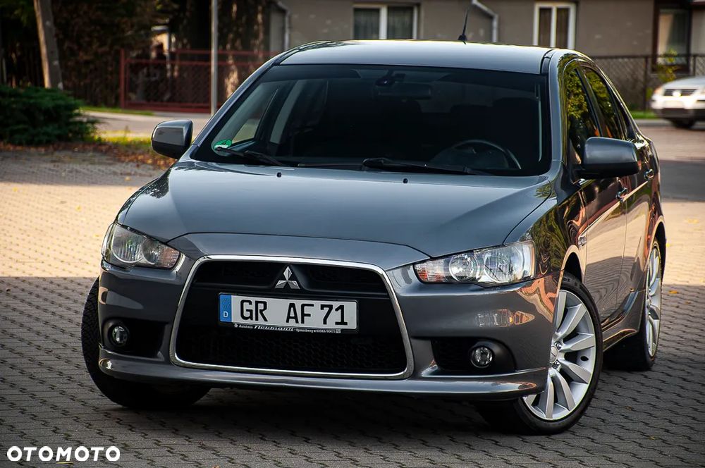 Mitsubishi Lancer 1.8 Intense - 10