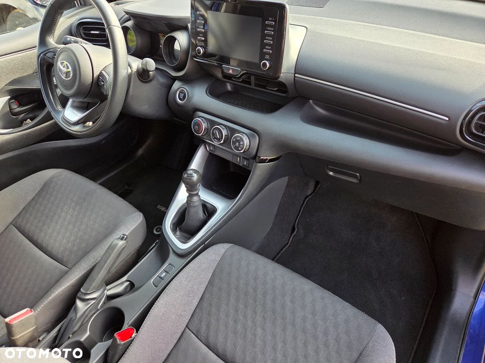 Toyota Yaris 1.5 VVT-iE Club - 12