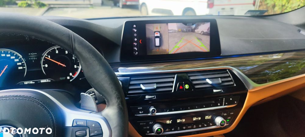 BMW Seria 5 530d xDrive M Sport sport - 4