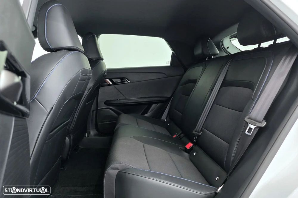 MG MG4 64 kWh Luxury - 10