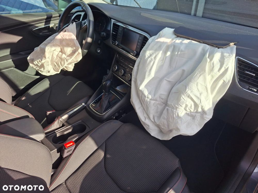 Seat Leon Sportstourer 2.0 TDI FR S&S DSG EU6 - 4