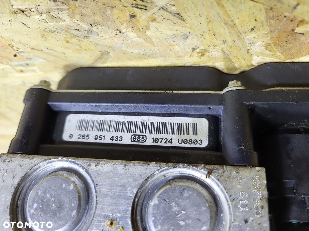 Pompa ABS hamulcowa Peugeot 3008 5008 - 2