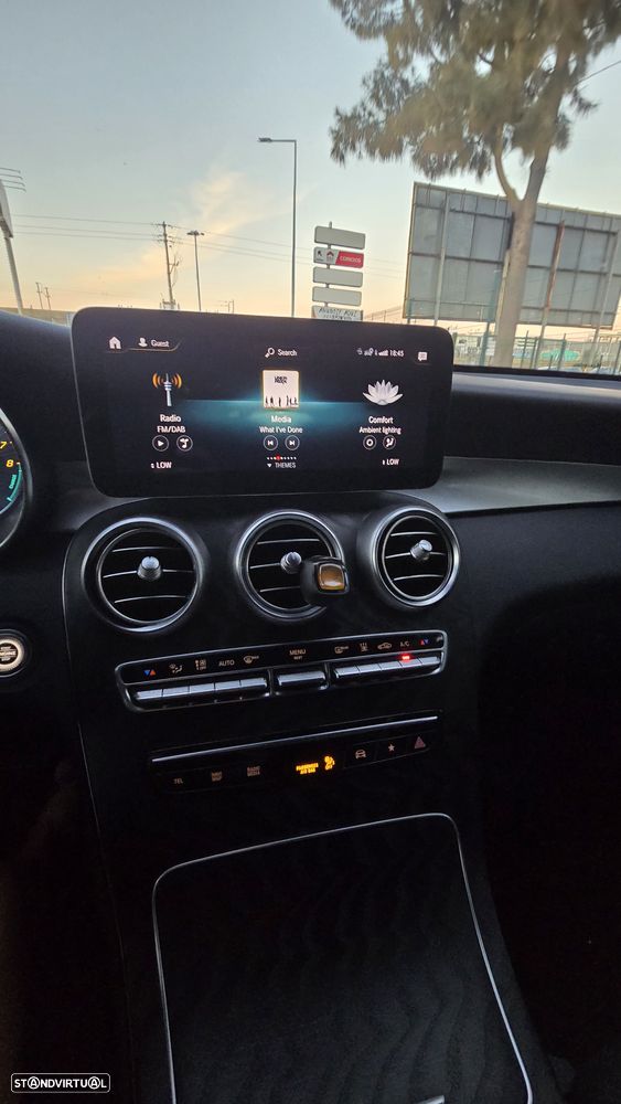 Mercedes-Benz GLC 300 - 9
