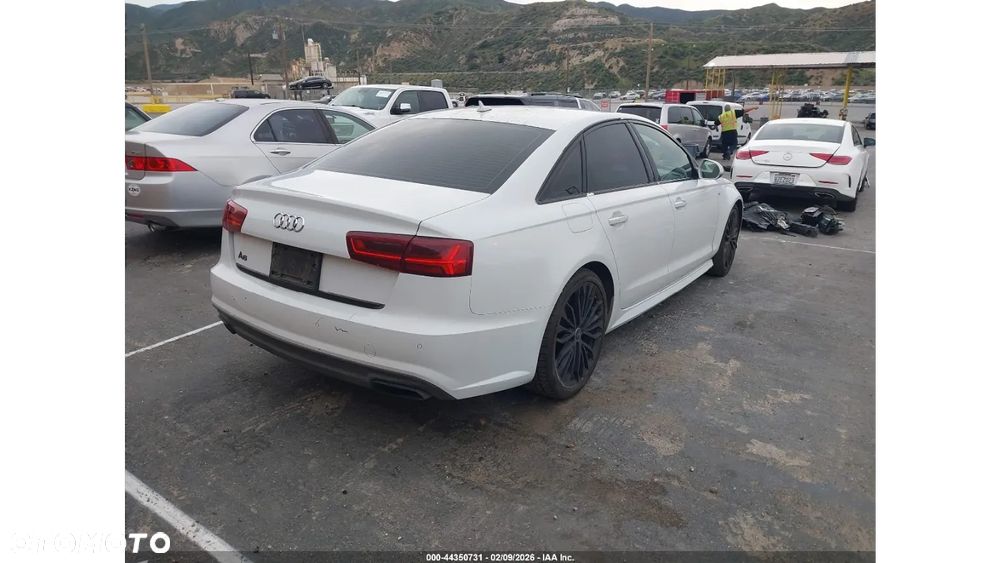 Audi A6 Limousine 2.0 TFSI Quattro S tronic - 6