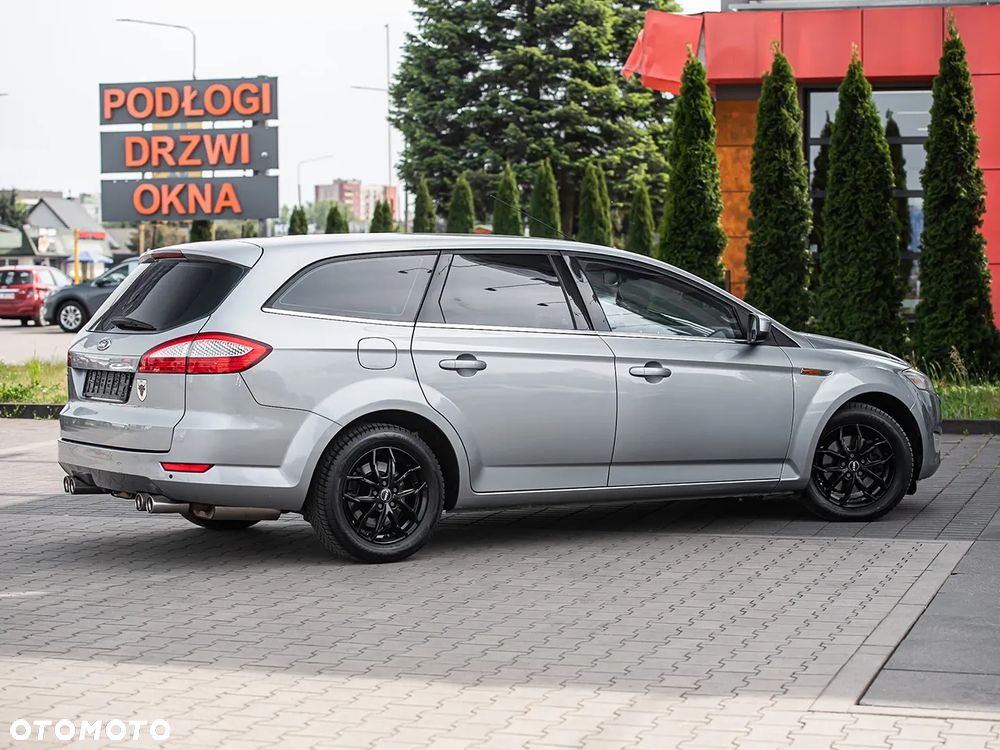 Ford Mondeo 2.5 Black Magic - 14