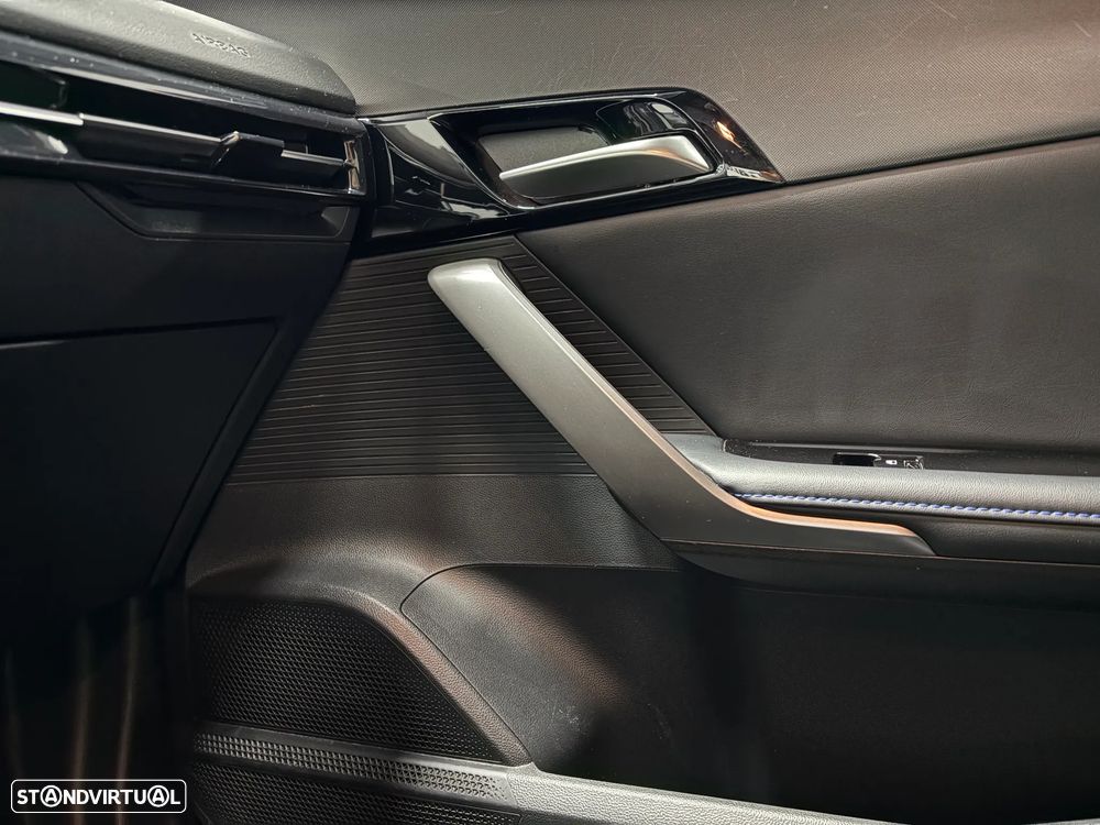 MG MG4 64 kWh Luxury - 10