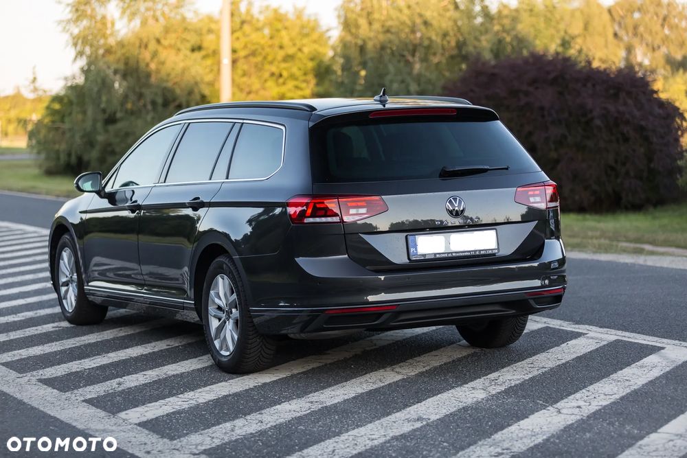 Volkswagen Passat 1.5 TSI EVO Business DSG - 4