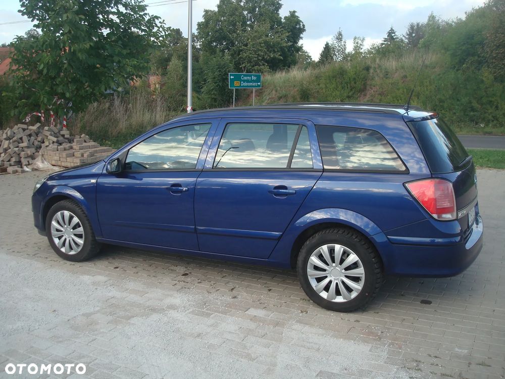 Opel Astra 1.6 - 18