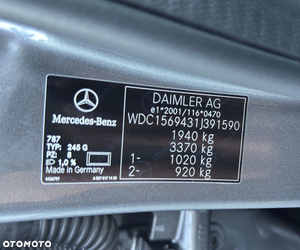 Mercedes-Benz GLA 200 7G-DCT - 37