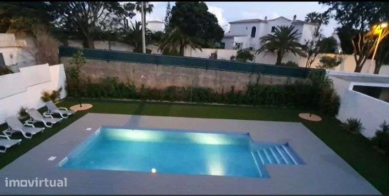 VIVENDA T4 INDEPEDENTE COM PISCINA A VENDA EM ALVOR - Grande imagem: 4/12