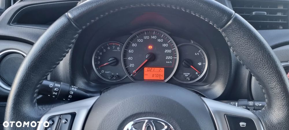 Toyota Yaris 1.33 VVT-i Edition 2014 - 10