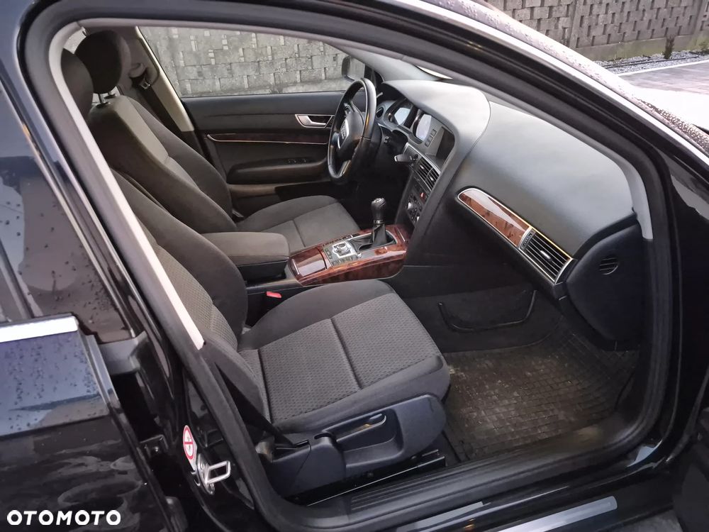 Audi A6 Limousine 2.4 - 9