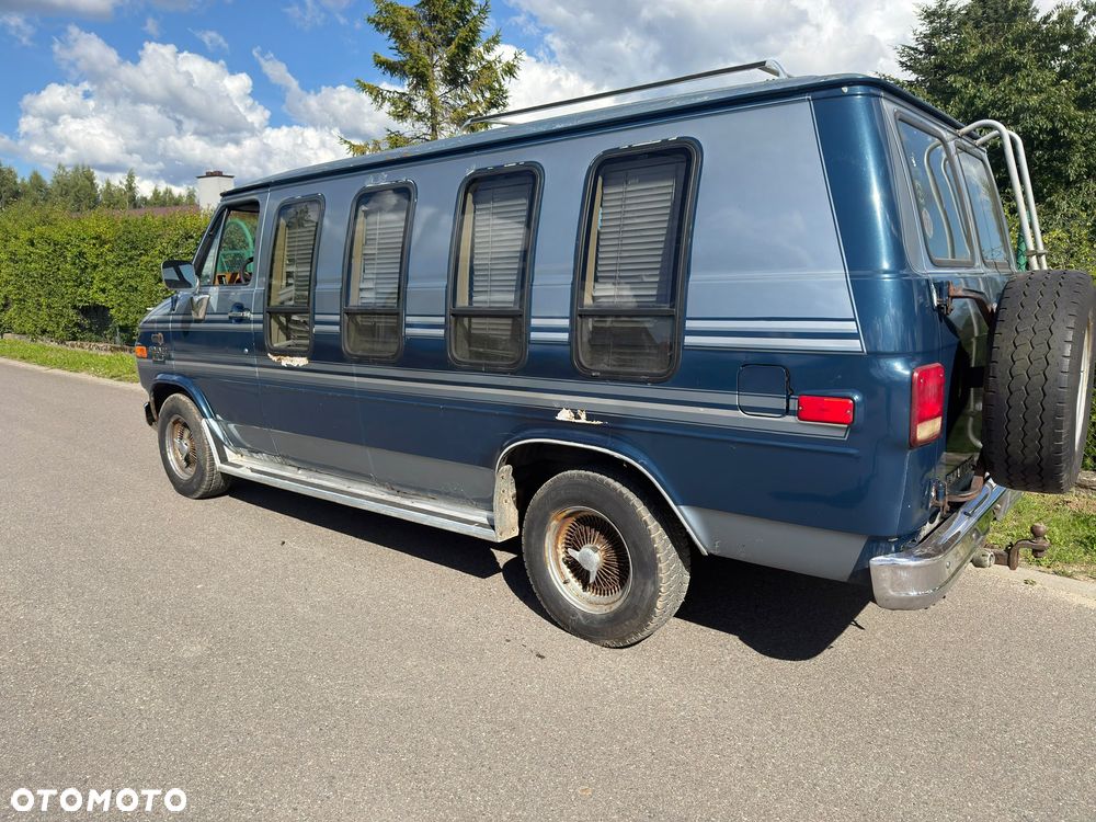 Chevrolet C-20 - 10