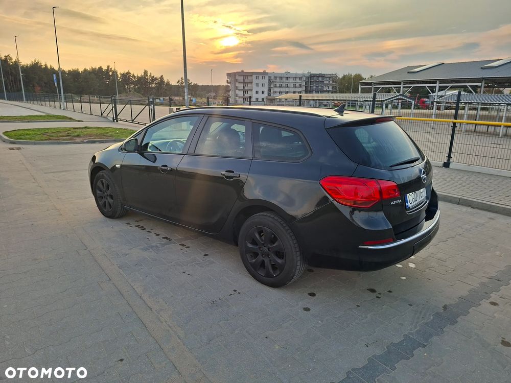 Opel Astra - 4