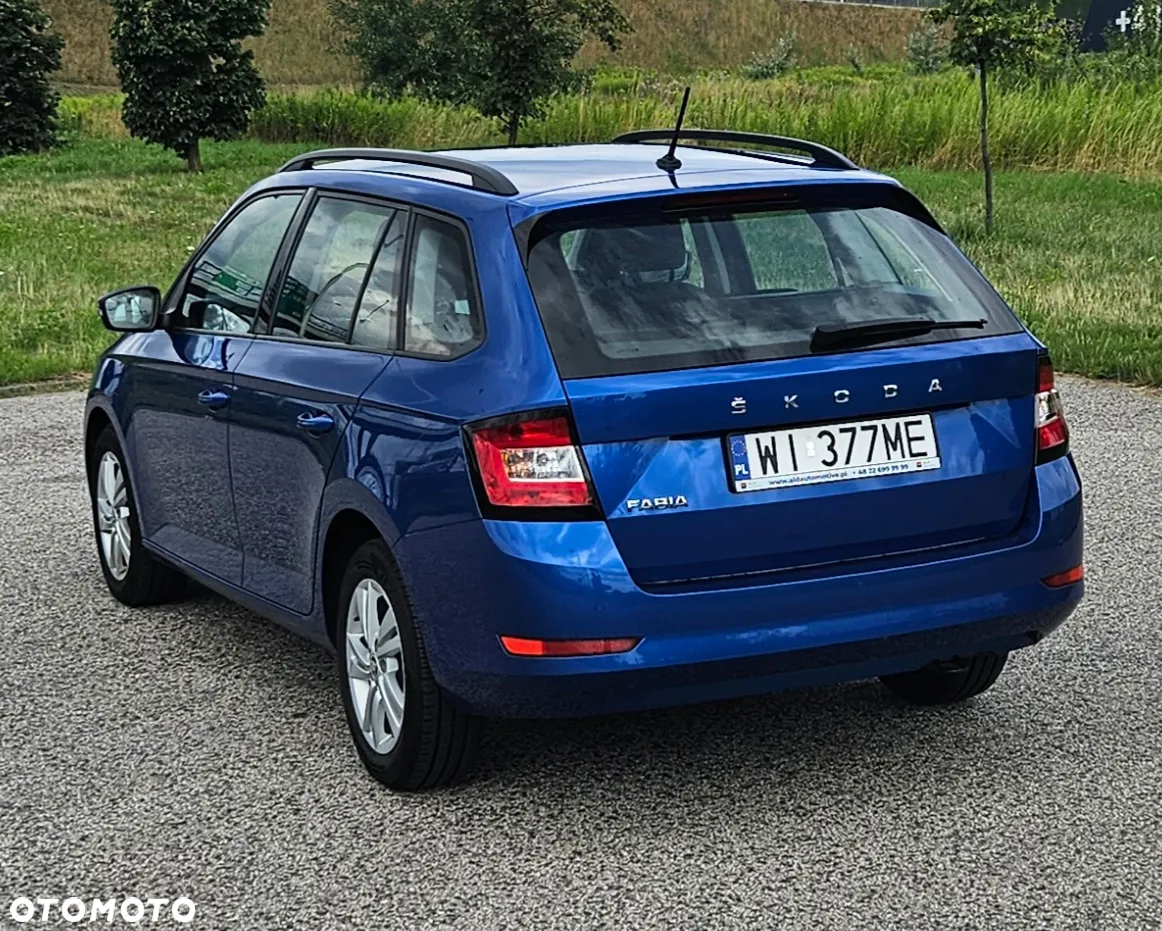Skoda Fabia 1.0 Ambition Plus - 4