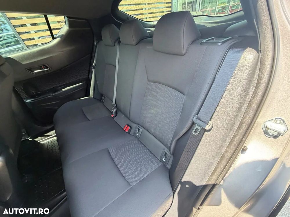 Toyota C-HR 1.8 HSD 122 CP 4x2 CVT Cult - 27