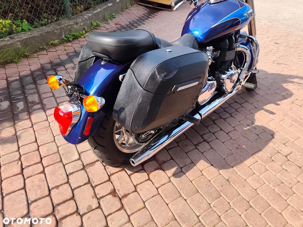 Triumph America - 12
