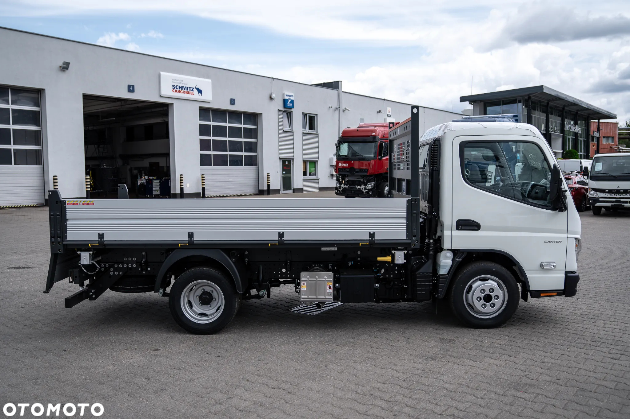 FUSO Canter 3S13 3W Scattolini - 8