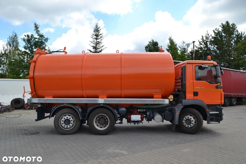 MAN TGM 2013 r 279000 km SPECJALNY SZAMBIARKA NOWA BECZKA 20 m³ TRZECIA OŚ SKRĘTNA KLIMATYZACJA - 8