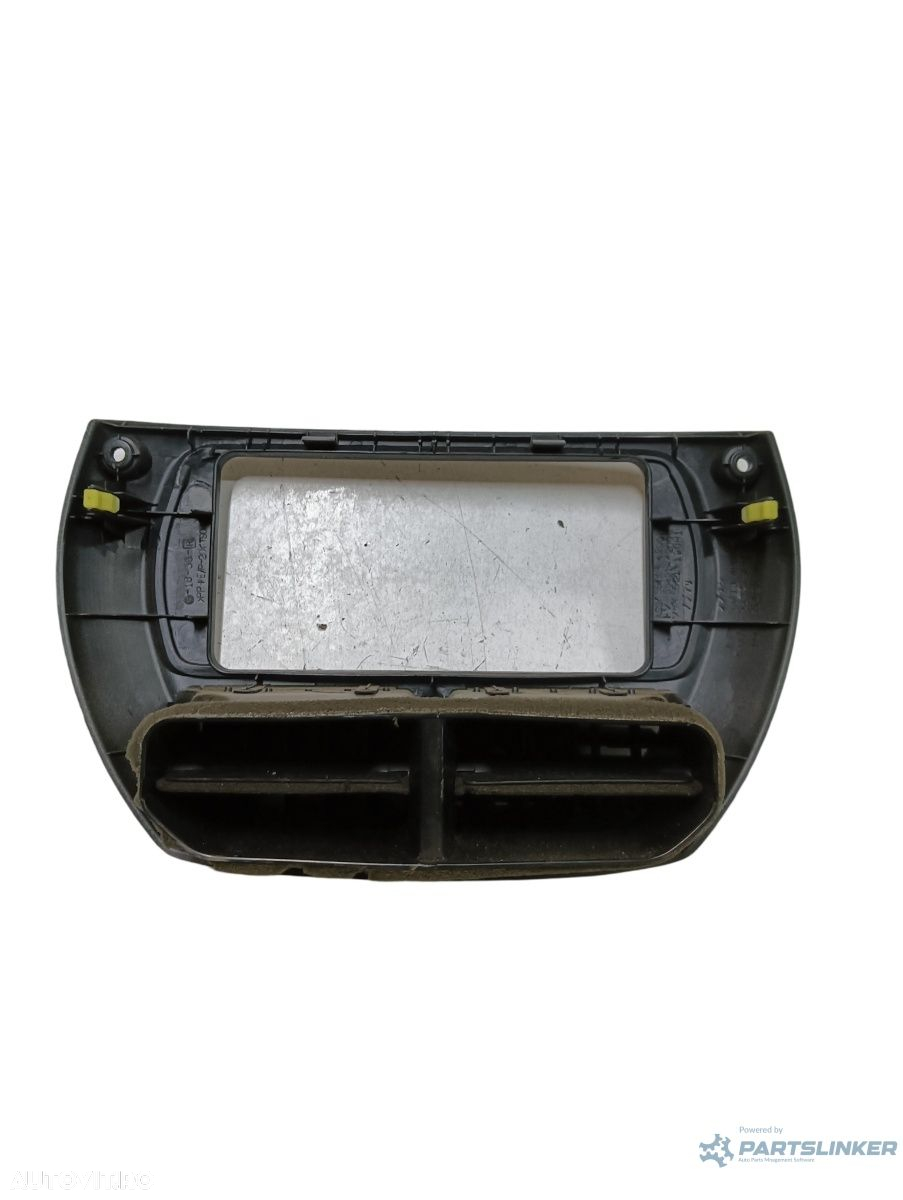 Grila ventilatie/ornament cd player  TOYOTA RAV 4 II _A2_ 2000 - 2005 - 2