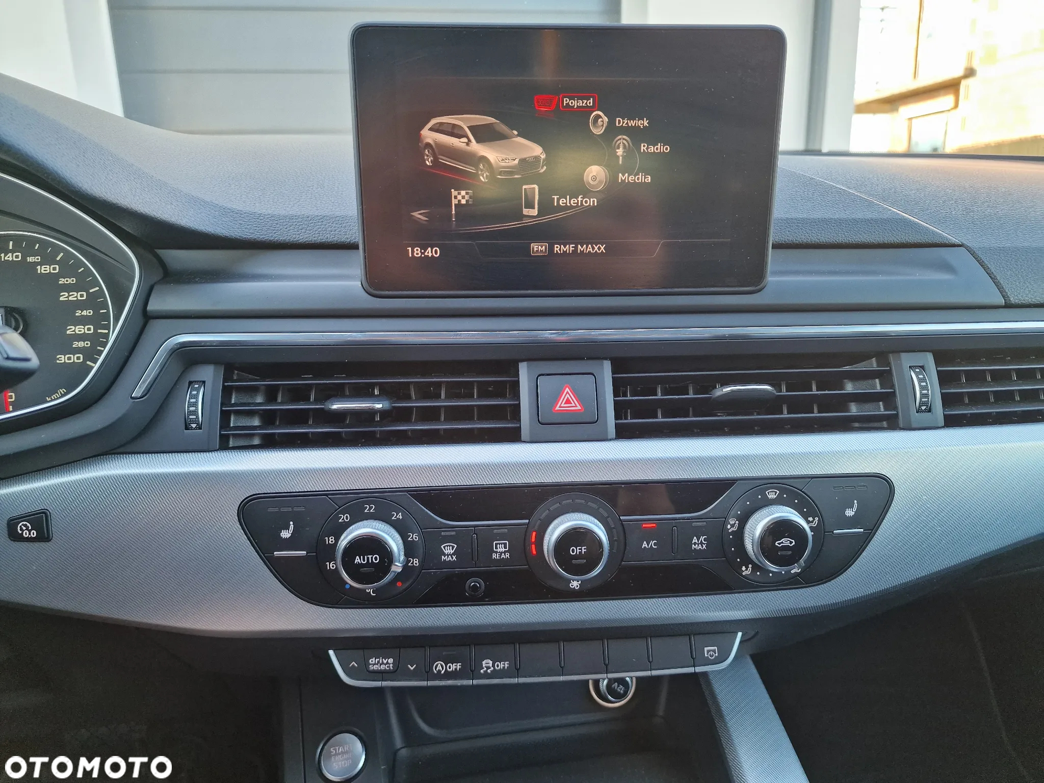 Audi A4 Avant 2.0 TDI ultra S tronic sport - 39
