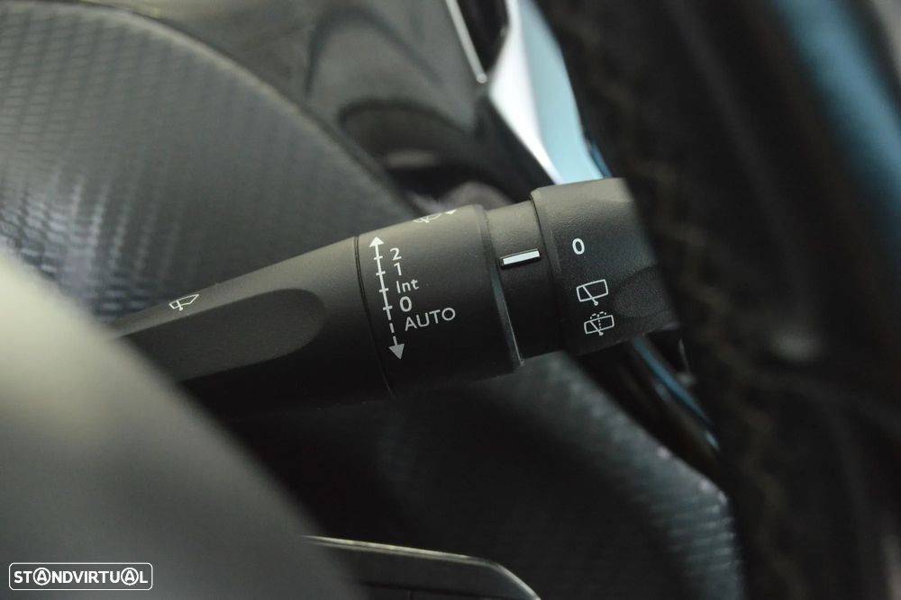 Peugeot 208 1.5 BlueHDi Allure - 35